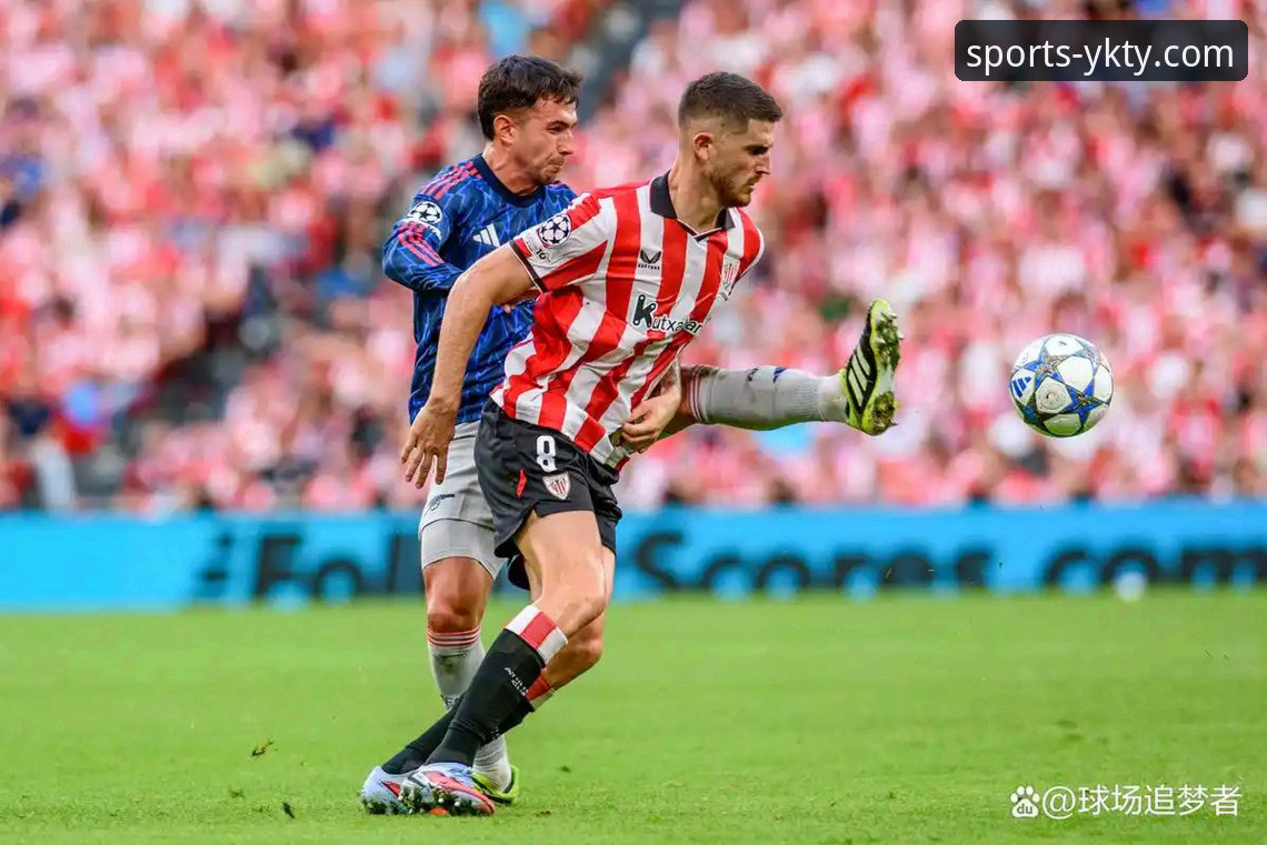 2026云开体育APP下载 荣耀与遗憾的十字路口:意大利足球的十年沉浮与云开体育的沉浸式观赛体验